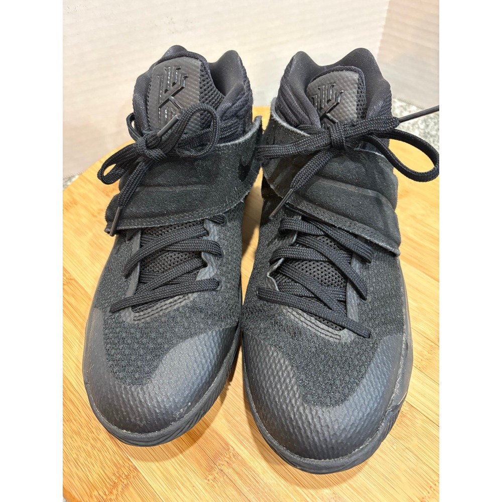 Nike Kyrie Flytrap‎ Basketball Shoes Black Athletic Sneakers